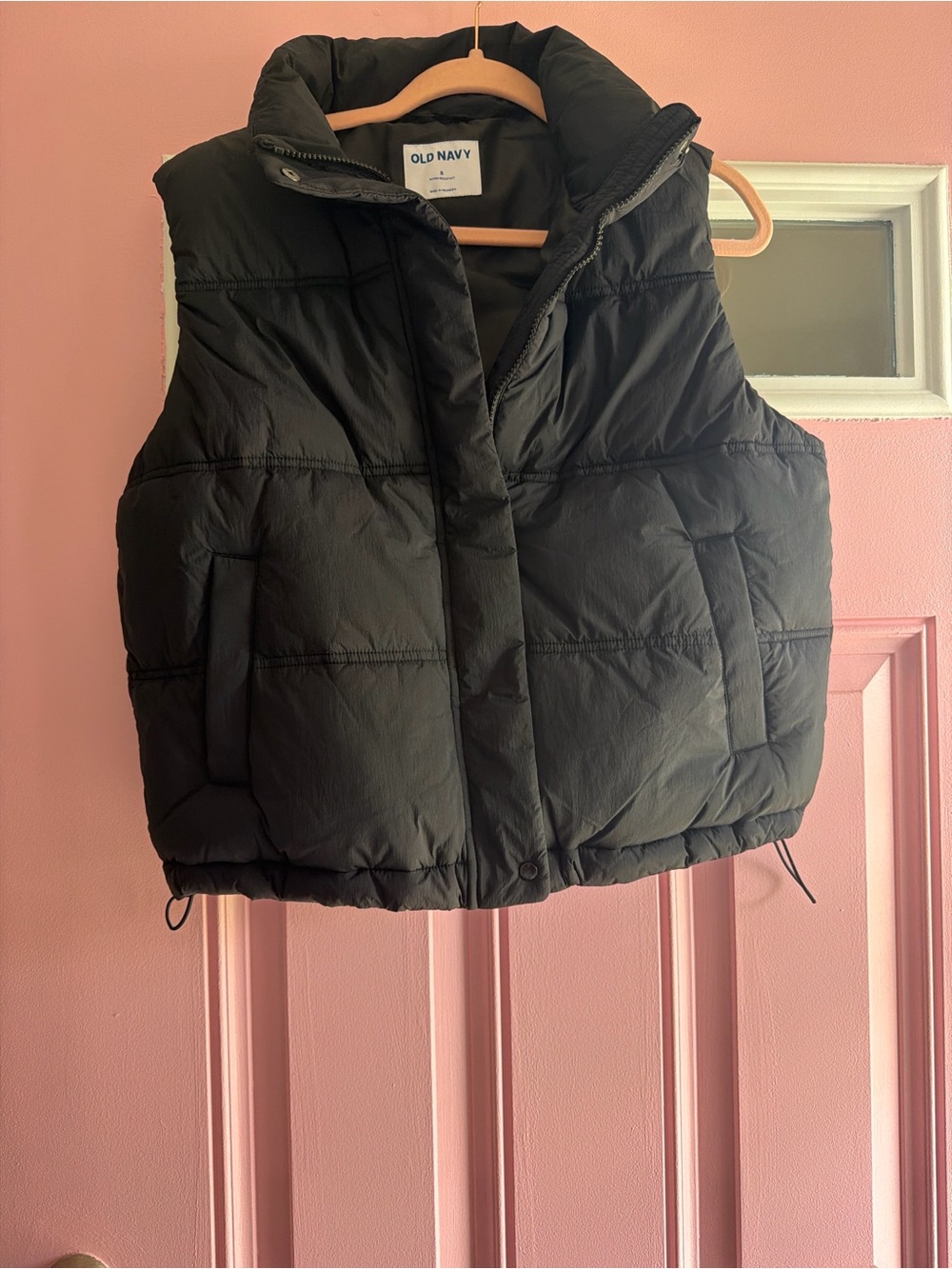 Old Navy Black Quilted Puffer Vest for women
